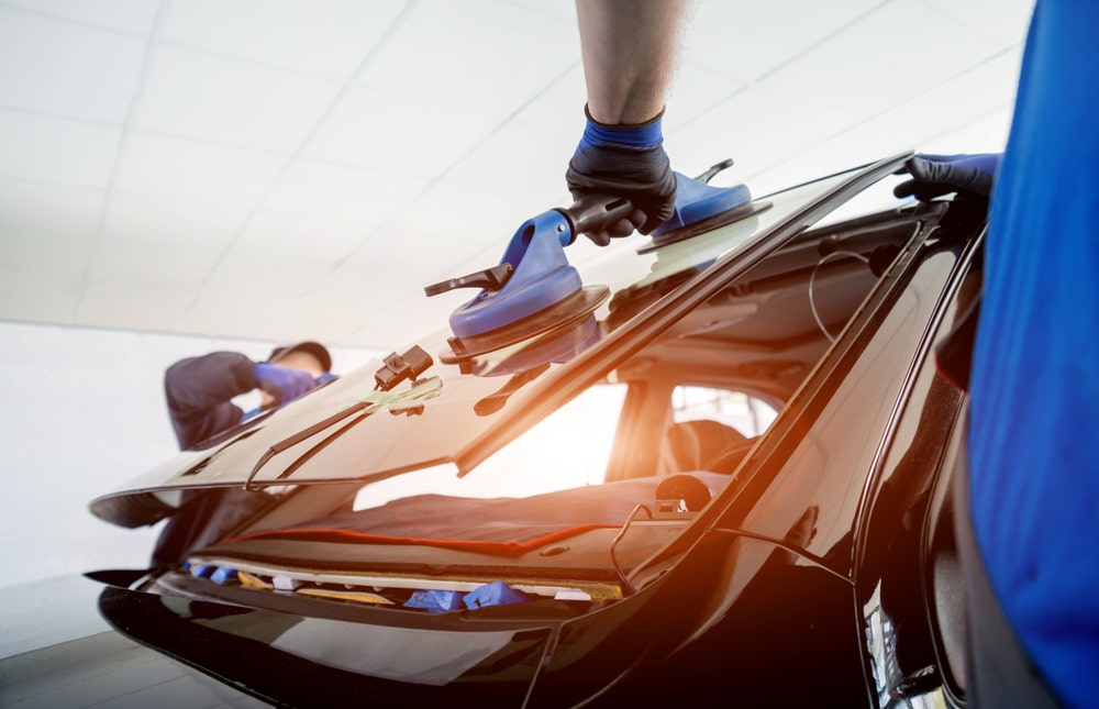 Car windshield replacement