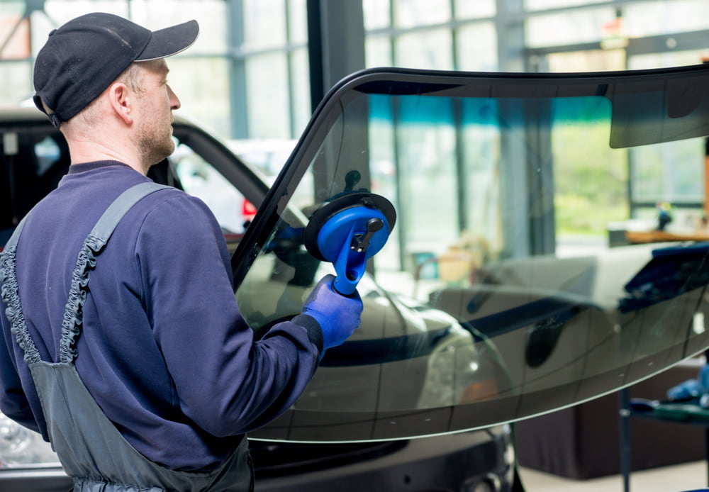 Car Back Glass Replacement